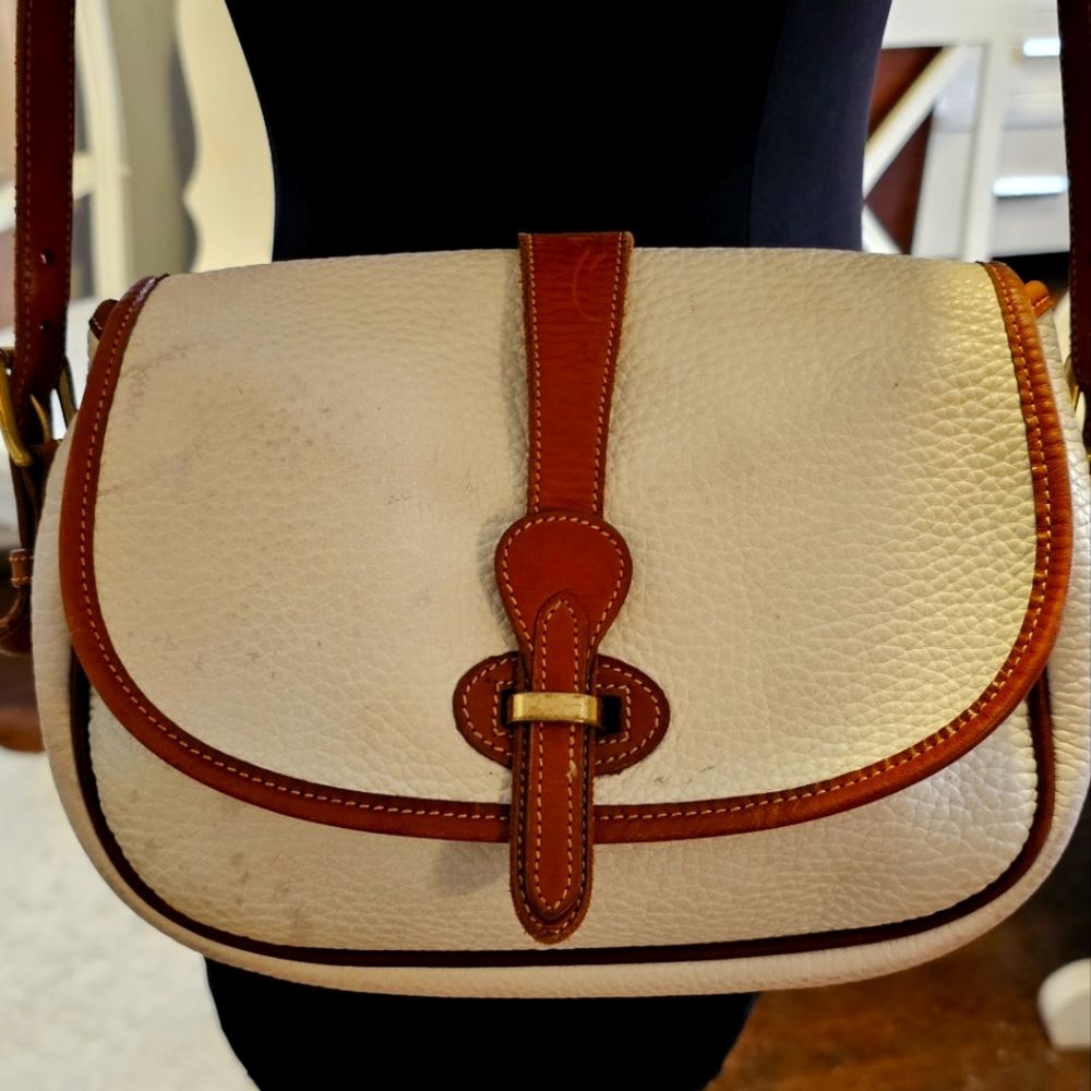 Vintage Dooney & Bourke Crossbody, Creme Color